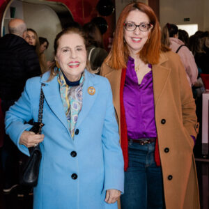 5300E0E1-87D8-43E2-AB38-100E7F205B0A