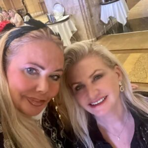 8D989537-1CBE-4FF9-8322-C15224694A61