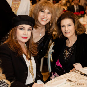 FE2DDD40-6D9E-49F3-A9FD-E71FA2843F8F