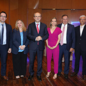 14B71A51-C6DD-4D50-9761-BB5FF32E71A1