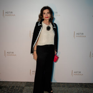 1D6268F5-8D28-4D39-BEED-71510014A037