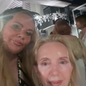 2403D6AD-6154-4689-93CA-B44F8CC3C107