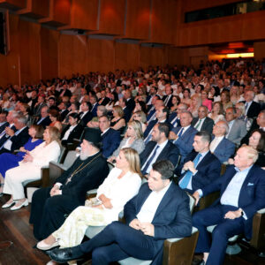 303F5D54-2280-483C-A209-DD92086DC822