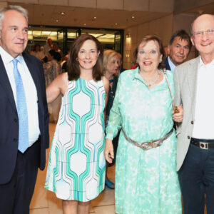 3B1464CC-DB36-4CC1-8390-A49BB5C8C71E