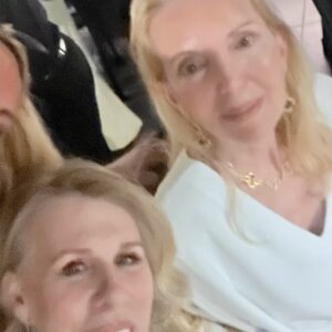 4F7C10D6-8641-449E-9748-A03148563794