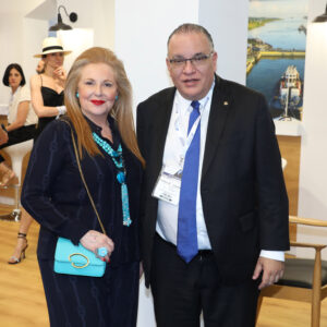 A78DD5B0-B41A-40AD-B68F-7D4BE9B71490