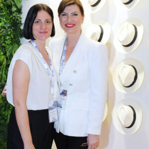 AFE80161-424E-41E2-8972-1D1DA9297348