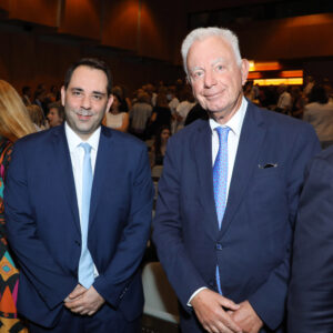 CAFEF382-B6CF-47C8-94A5-52777B5824B8